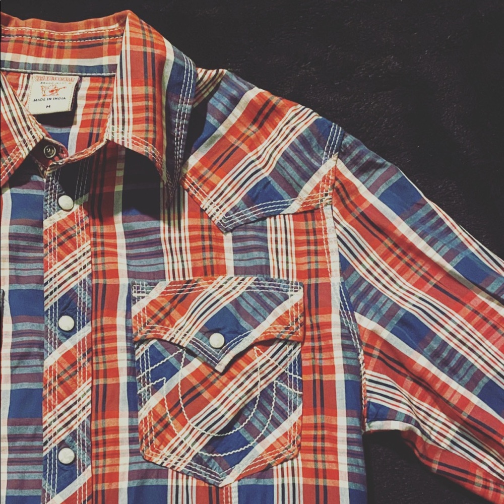 True Religion button up long sleeve shirt, Size M, Red & Blue